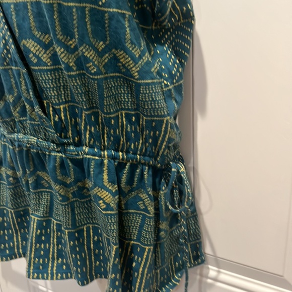 EUC! Pure Love Tank - Picture 2 of 5